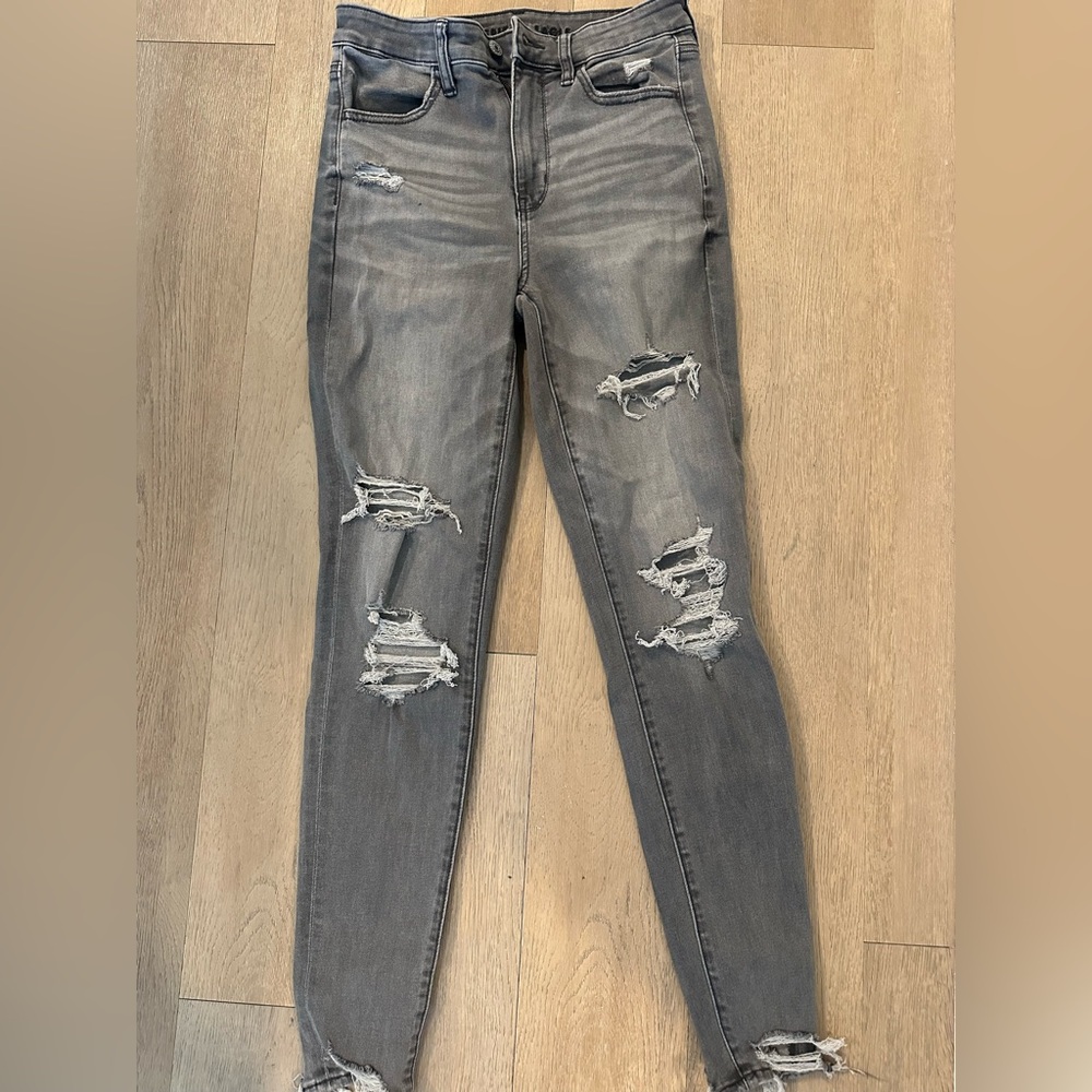 American Eagle Distressed Gray Women's Jeans